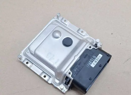 Hyundai i10 Engine control unit/module ECU 3910302025 3910502028
