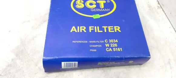 Ford Escort Air filter SB561 3034 226