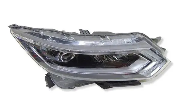 Nissan Qashqai Headlight/headlamp 10019011