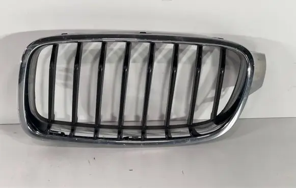BMW 3 F30 F35 F31 Front grill 7255411