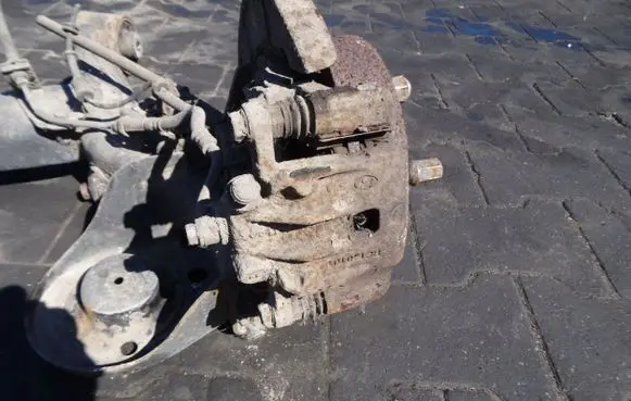 Hyundai i20 (GB IB) Rear brake caliper