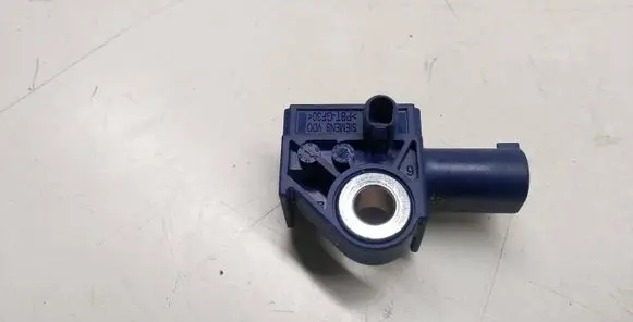 Mercedes-Benz E W212 Airbag deployment crash/impact sensor A2128204926 5WK43872