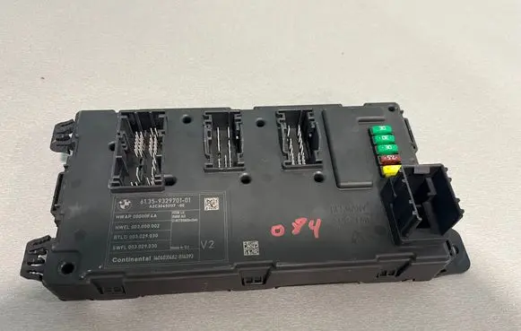 BMW 4 F32 F33 Central body control module 9329701 61359329701