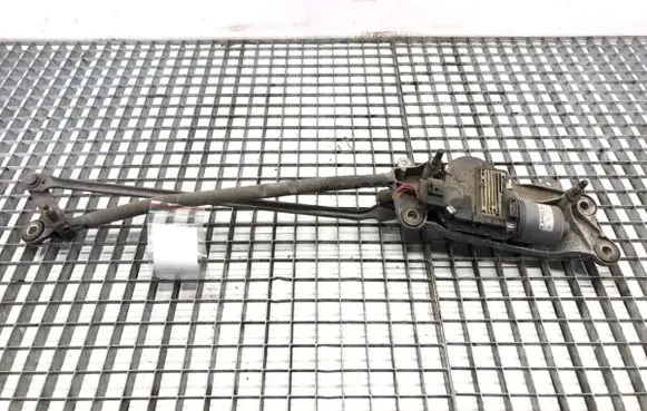Volkswagen Touareg I Front wiper linkage and motor 7L0955023P