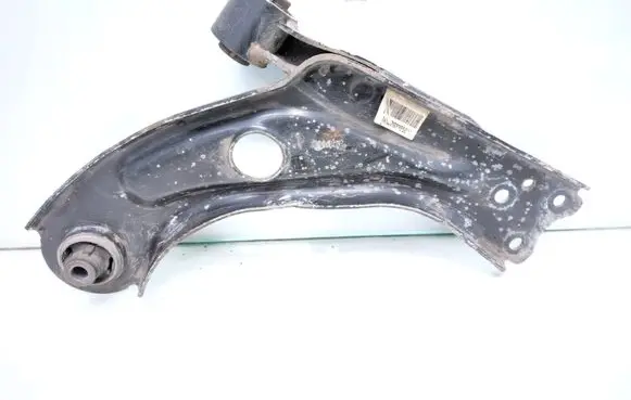 Opel Astra L Front lower control arm/wishbone