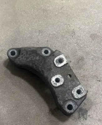 Seat Altea Gearbox mounting bracket 1K0199117
