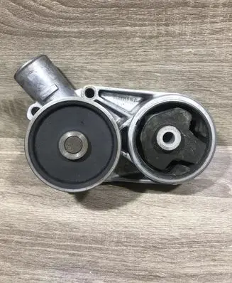 Skoda Favorit (781) Water pump 047121019C 357030