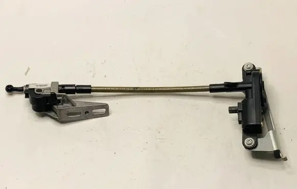 Mercedes-Benz R W251 Vent window/glass motor A2516700404 A2518201842