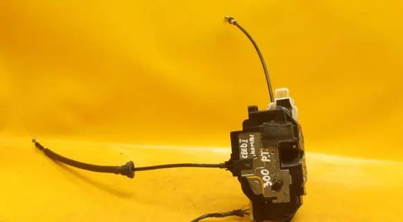 KIA Ceed Rear door lock 4507H