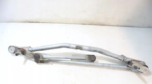 Fiat Tipo Front wiper linkage 