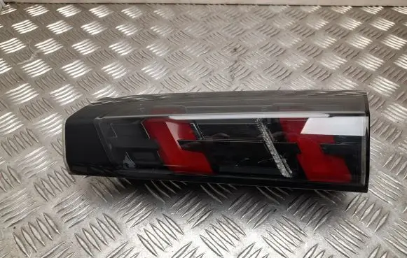 Peugeot 2008 II Rear/tail lights FR26950232