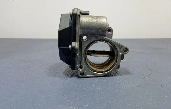 Volkswagen Cross Touran I Throttle body valve 03G128063G