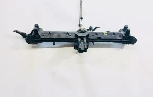 Peugeot 3008 I Top upper radiator support slam panel 