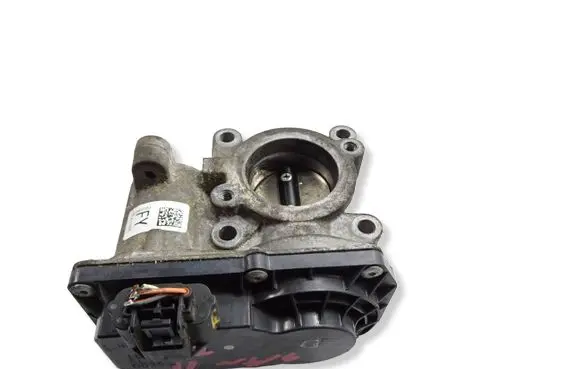 Dacia Sandero II Throttle valve H8201171233 00352 5L08