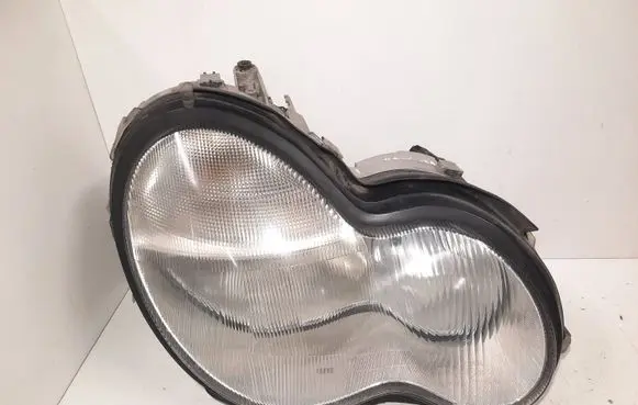 Mercedes-Benz C W203 Headlight/headlamp A2038200261