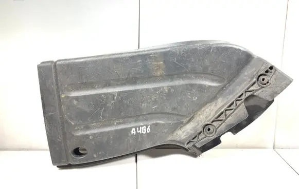Audi A4 S4 B6 8E 8H Air intake duct part 8E0129618E