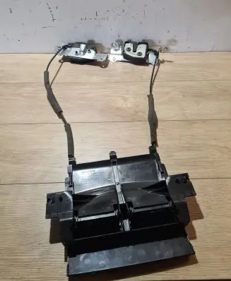 Volvo S80 Seat back rest lock catch 30727872 30727871 930727871