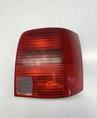 Volkswagen PASSAT B5 Rear/tail lights 3B9945112