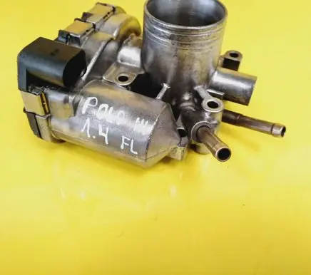 Volkswagen Polo III 6N 6N2 6NF Throttle body valve 030133062C 0280750095