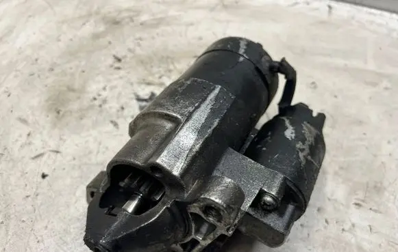 Renault Megane II Starter motor 8200584685