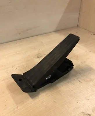 BMW 5 F10 F11 Accelerator throttle pedal 6860748 3542686078401