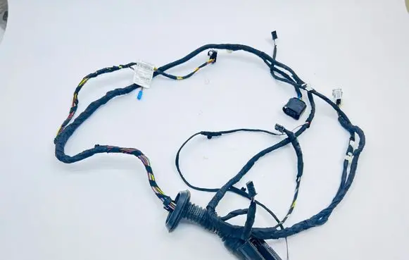 BMW 4 F36 Gran coupe Front door wiring loom 9325884 4039091