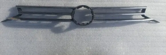 Volkswagen Touran III Front bumper upper radiator grill 5TA853655
