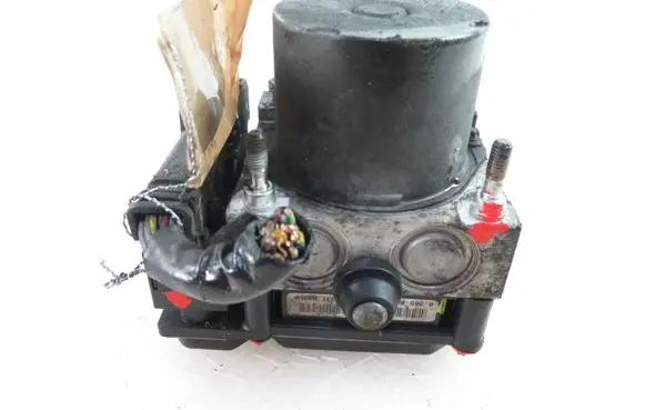 Nissan Almera N16 ABS Pump 0265800364