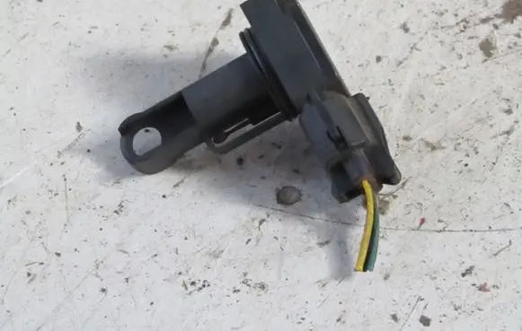Toyota Corolla E120 E130 Mass air flow meter