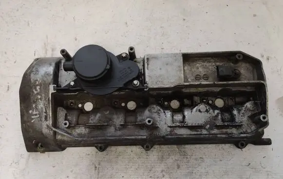 Rocker cam cover