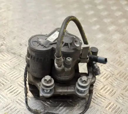 BMW i3 Rear brake caliper 6883020