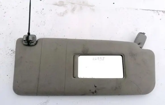 Sun visor