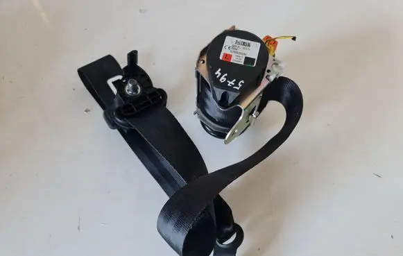 Volvo XC90 Front seatbelt 629950000M