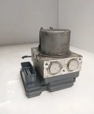 Hyundai i20 (PB PBT) ABS Pump 589101j220 1J58920700 1060271000