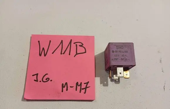 Audi 80 90 S2 B4 Other relay 30858687