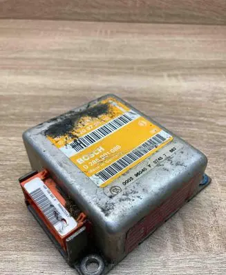 Mercedes-Benz E W210 Airbag control unit/module 0285001088