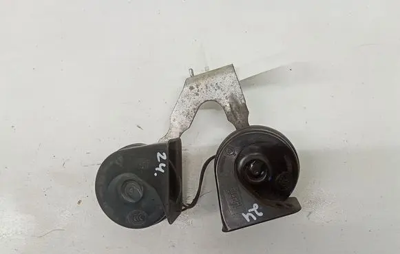 Opel Insignia A Horn signal 20857424