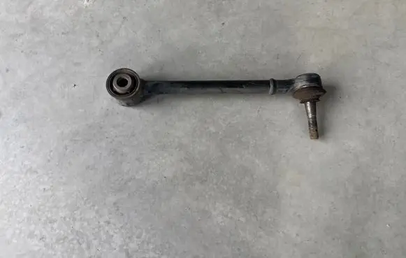 Toyota GT 86 Rear control arm 20250FG021 20250FG020