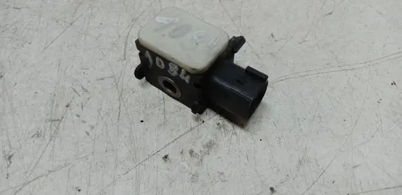 Hyundai Santa Fe Airbag deployment crash/impact sensor 959303L100 09070107