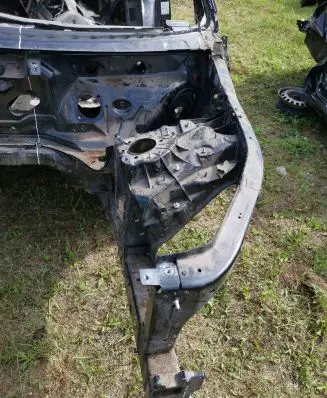 Volkswagen Touareg III Front quarter panel 4M0805171F