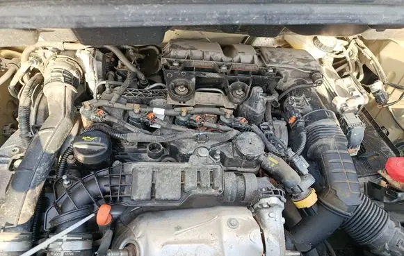 Peugeot Partner III Engine YH01 DV5R 10Q4EL0074311