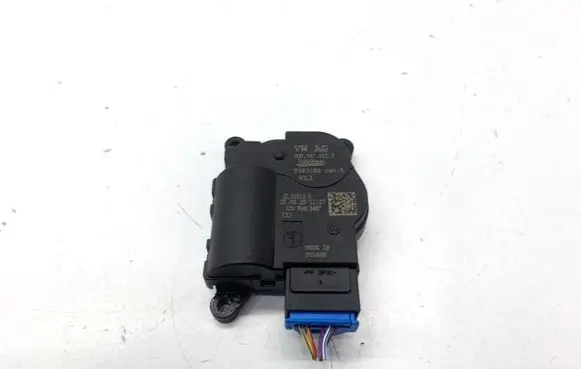 Skoda Superb B8 (3V) Air flap motor/actuator 2Q0907511F