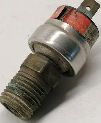 Rear air suspension level height sensor