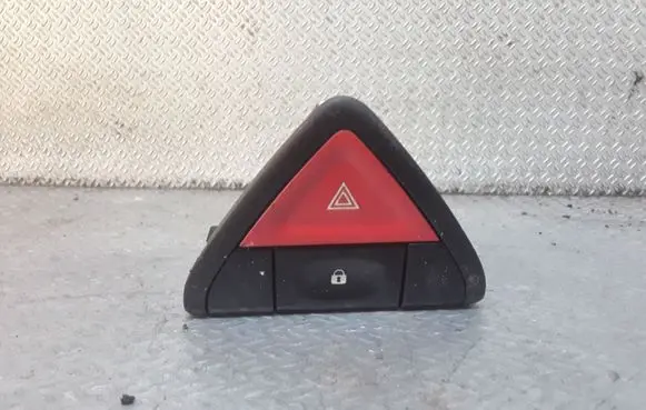 Renault Koleos I Hazard light switch 68485JY00A