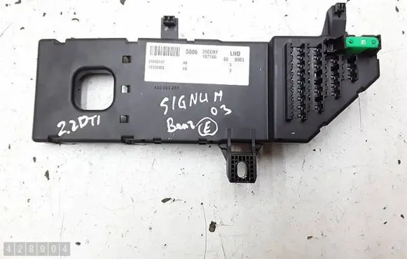 Opel Signum Fuse box set 24443147AB 518777024