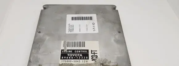 Toyota Corolla E120 E130 Engine control unit/module 1758005043 8966612320