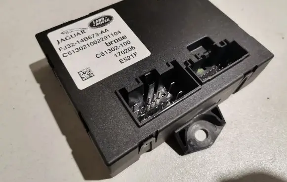 Land Rover Evoque I Tailgate/trunk control unit/module FJ3214B673AA