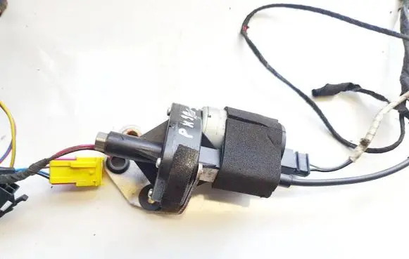 Audi A6 S6 C5 4B Seat adjustment motor rt555st