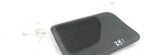 Volvo XC70 Side speaker frame 