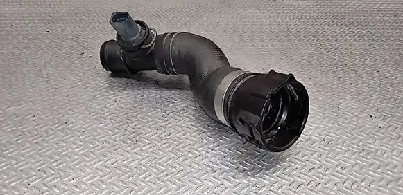 Volkswagen Tiguan Engine coolant pipe/hose 